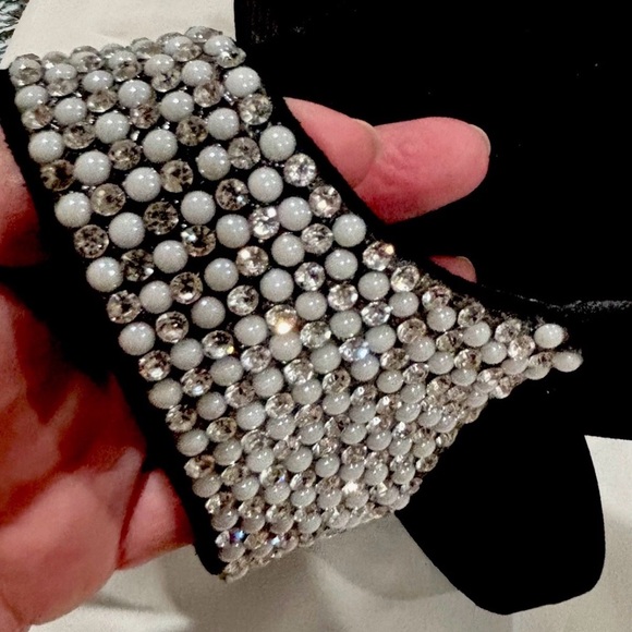 Yellow Box Black Sandals with Sparkling Silver Embellishments - Picture 5 of 6